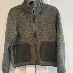 Vuori Olive Sherpa Jacket